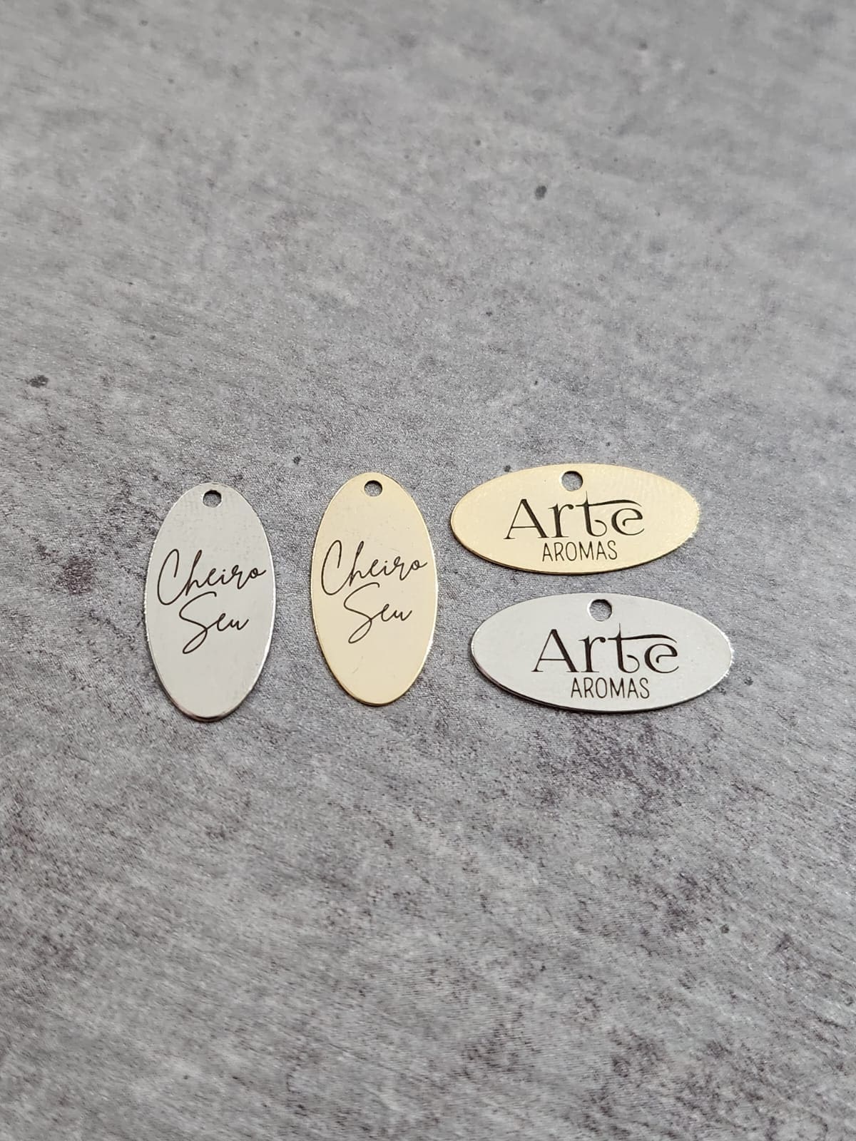 Etiqueta Oval 2,0x1,0 cm  - Linha Laser - Imagem 1