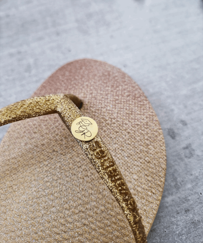 Pin de chinelo 1,2 cm - Linha Laser - à partir de 50 unidades - Imagem 1